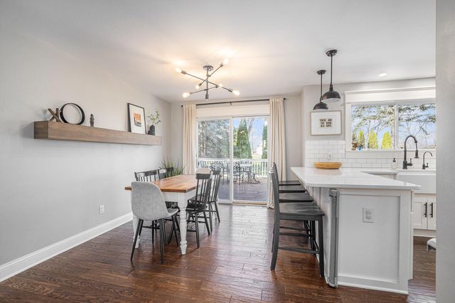 1958 Loganberry Lane, Crown Point, IN 46307