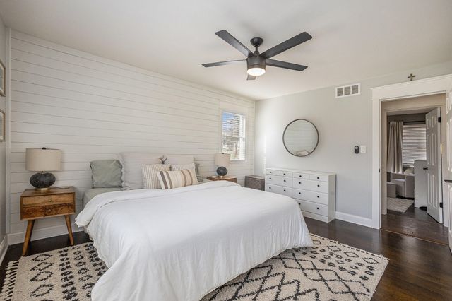 1958 Loganberry Lane, Crown Point, IN 46307