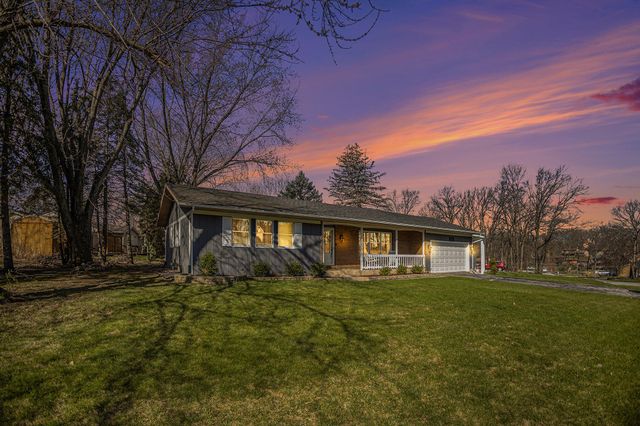 1958 Loganberry Lane, Crown Point, IN 46307