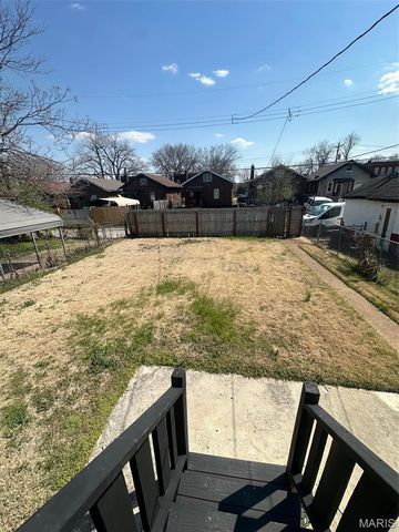 748 Ponce Avenue, St Louis, MO 63147