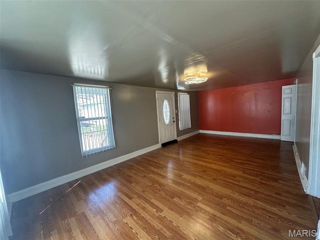 748 Ponce Avenue, St Louis, MO 63147