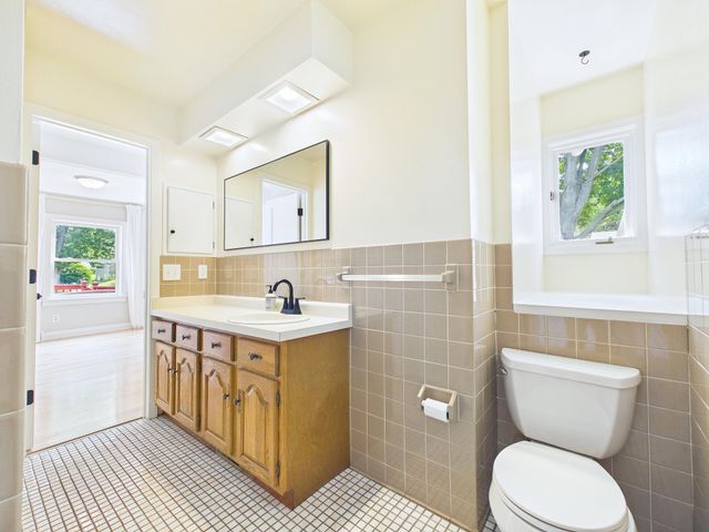 1887 Malvern Street, Lauderdale, MN 55113