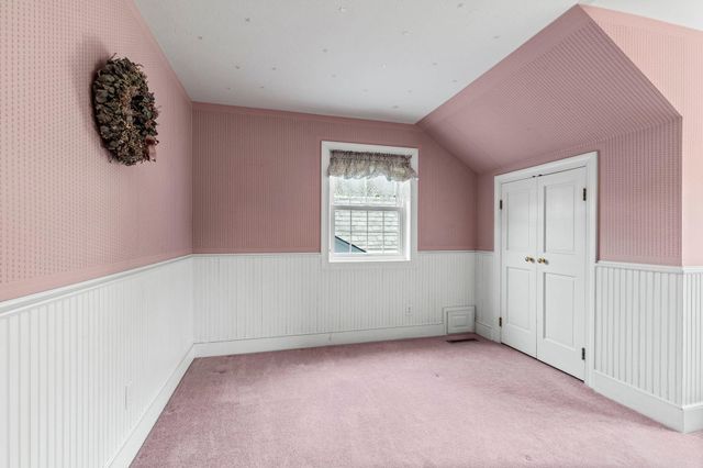 1001 Windcrest Drive SE, New Prague, MN 56071