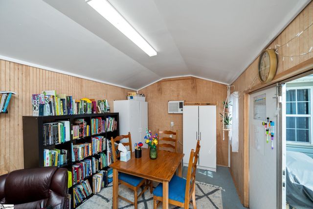 10 Sunset Mountain Court, Travelers Rest, SC 29690
