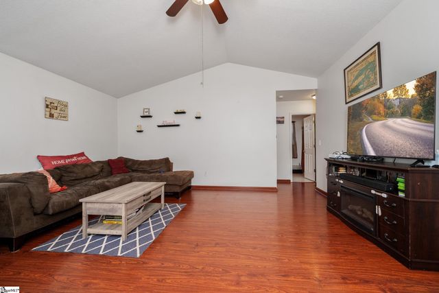 10 Sunset Mountain Court, Travelers Rest, SC 29690