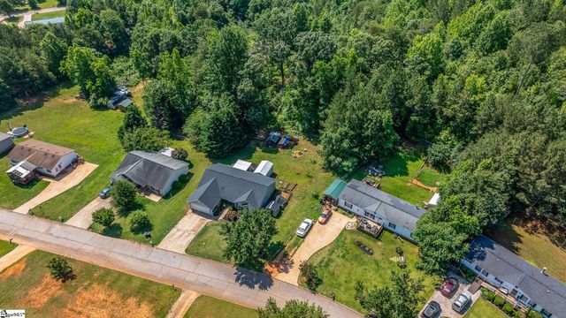 10 Sunset Mountain Court, Travelers Rest, SC 29690