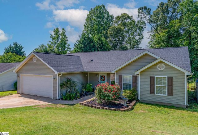 10 Sunset Mountain Court, Travelers Rest, SC 29690