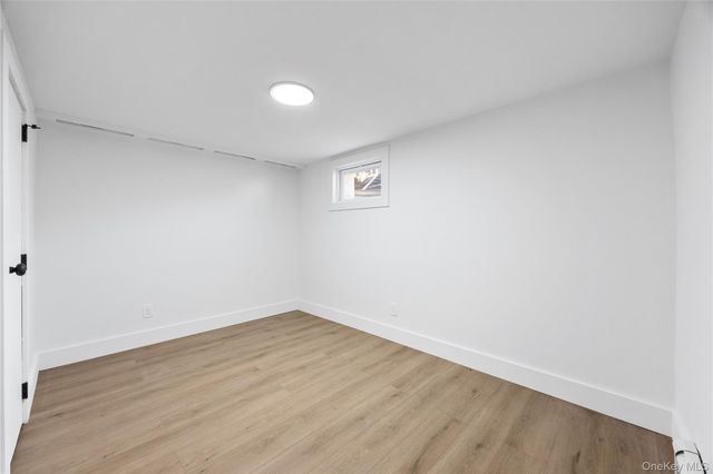 119 E Pennywood Avenue, Roosevelt, NY 11575