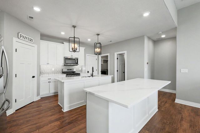 2117 S Michelle, Wichita, KS 67207