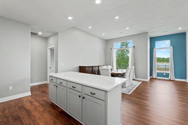 2117 S Michelle, Wichita, KS 67207