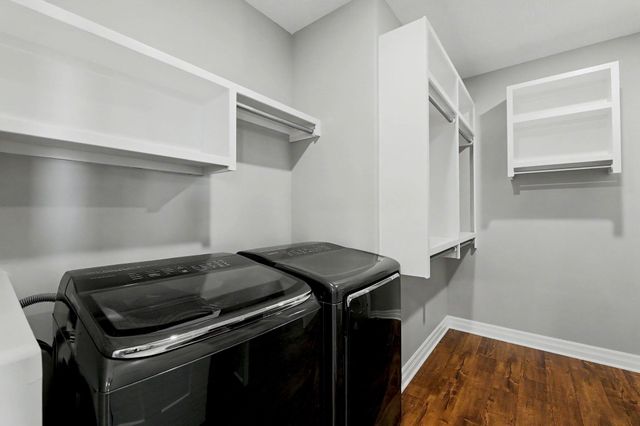 2117 S Michelle, Wichita, KS 67207