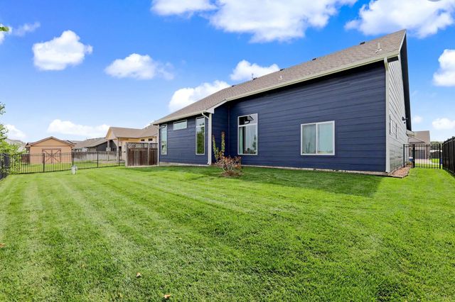 2117 S Michelle, Wichita, KS 67207