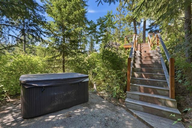 17118 N Dunn Rd, Mead, WA 99021