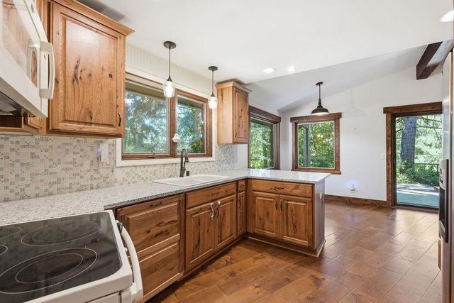 17118 N Dunn Rd, Mead, WA 99021