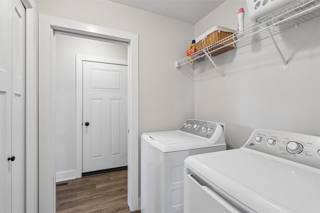 2501 NW Greenwood Street, Ankeny, IA 50023