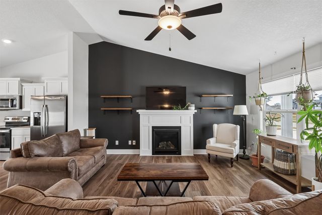 2501 NW Greenwood Street, Ankeny, IA 50023