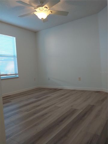 1233 OAK FOREST DRIVE, The Villages, FL 32162