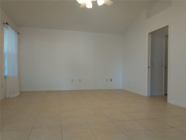 1233 OAK FOREST DRIVE, The Villages, FL 32162