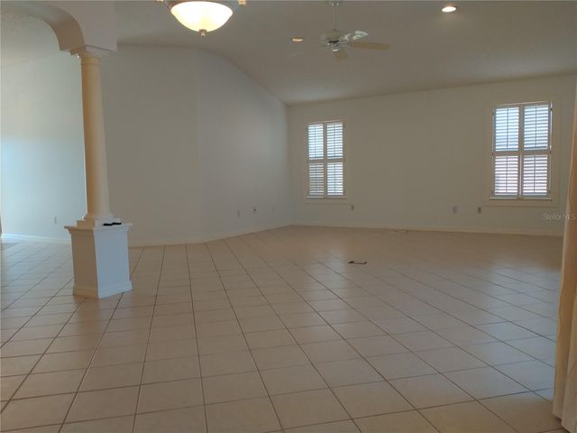 1233 OAK FOREST DRIVE, The Villages, FL 32162