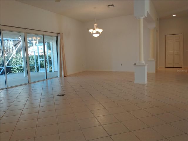 1233 OAK FOREST DRIVE, The Villages, FL 32162