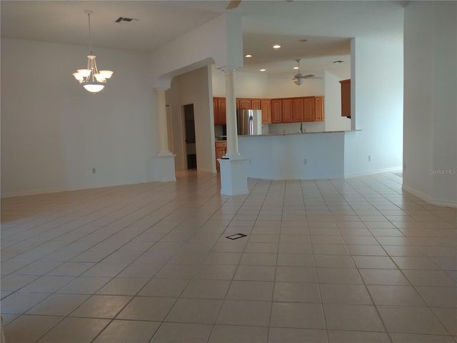 1233 OAK FOREST DRIVE, The Villages, FL 32162