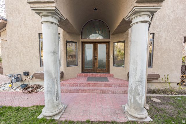 2249 E GAMBEL OAK DR, Sandy, UT 84092