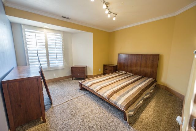 2249 E GAMBEL OAK DR, Sandy, UT 84092