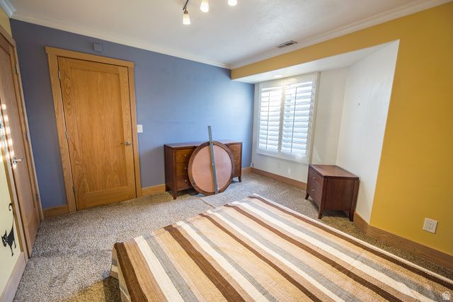 2249 E GAMBEL OAK DR, Sandy, UT 84092