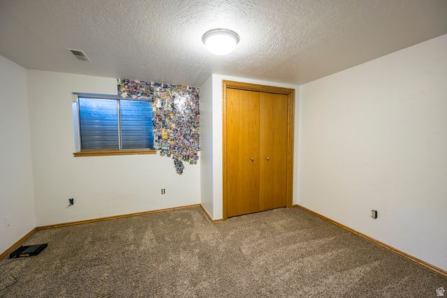 2249 E GAMBEL OAK DR, Sandy, UT 84092