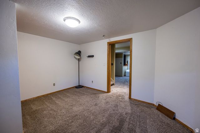 2249 E GAMBEL OAK DR, Sandy, UT 84092