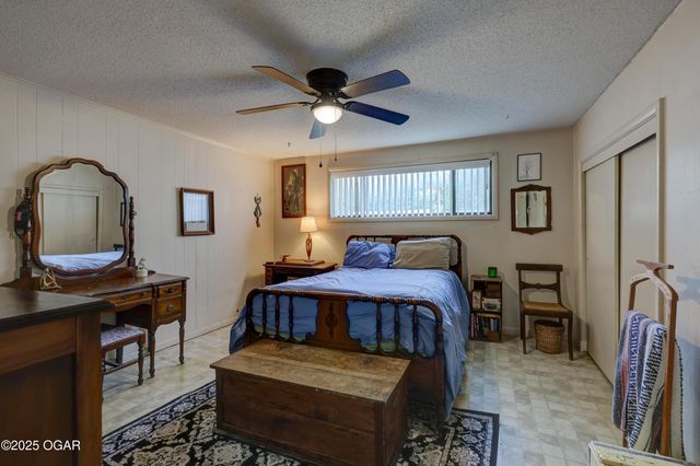 11186 and 11110 Mulberry Road, Neosho, MO 64850