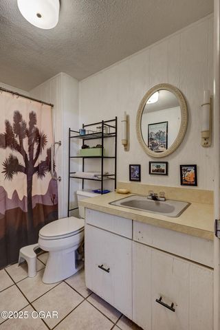 11186 and 11110 Mulberry Road, Neosho, MO 64850