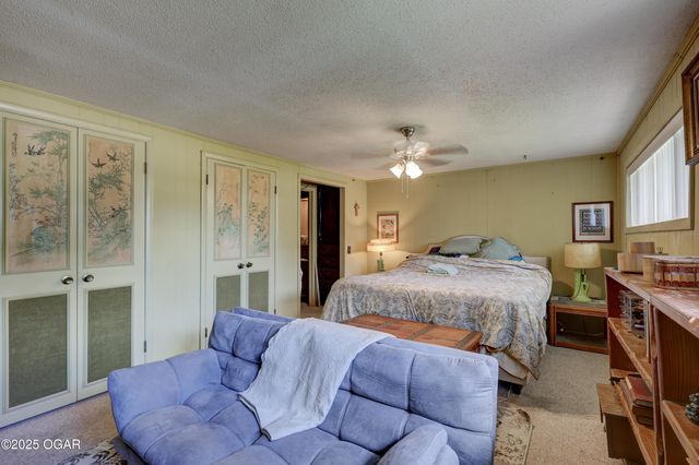 11186 and 11110 Mulberry Road, Neosho, MO 64850