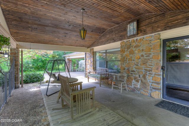 11186 and 11110 Mulberry Road, Neosho, MO 64850