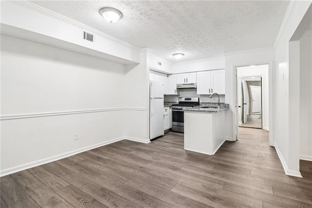 1931 Brian Way, Decatur, GA 30033
