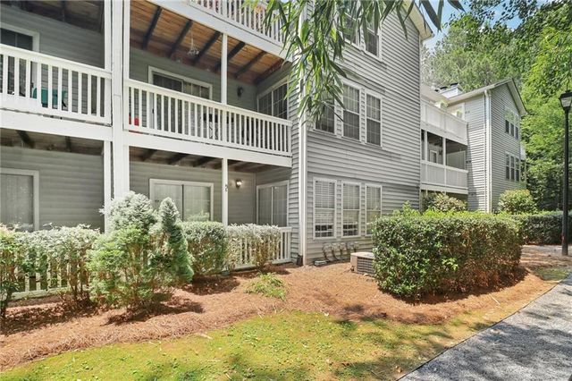 1931 Brian Way, Decatur, GA 30033