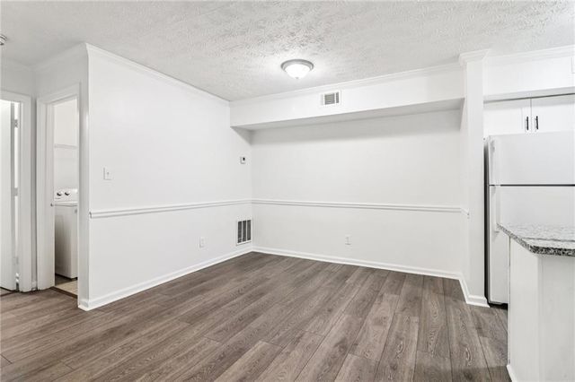 1931 Brian Way, Decatur, GA 30033
