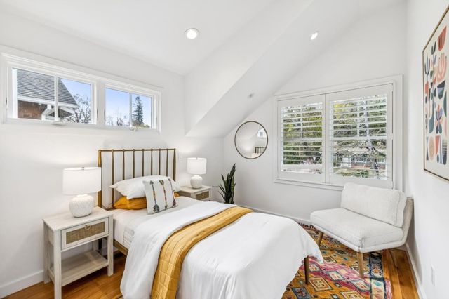 626 Central Avenue, Menlo Park, CA 94025