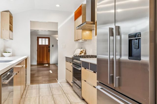 626 Central Avenue, Menlo Park, CA 94025