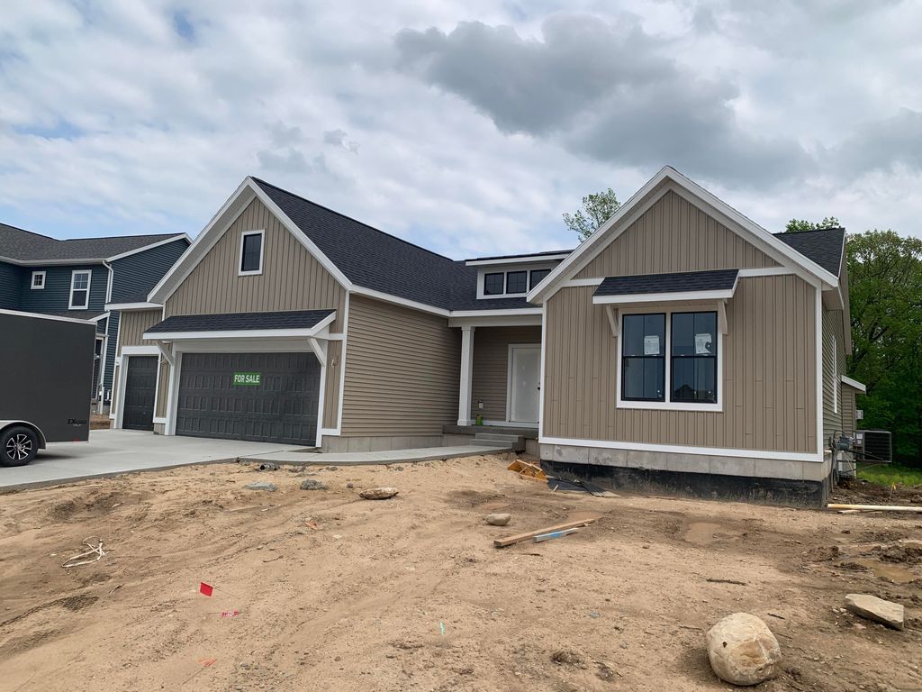 6612 Inwood Ridge Drive Ne, Plainfield Twp, MI 49341