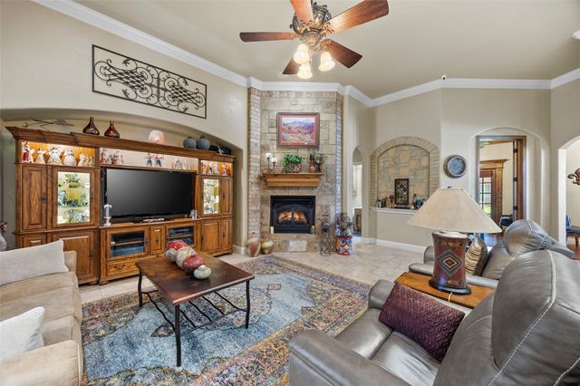 7901 Bentley Drive, North Richland Hills, TX 76182