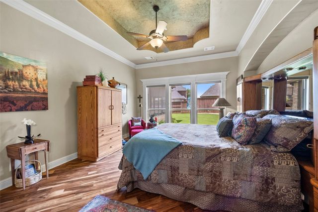 7901 Bentley Drive, North Richland Hills, TX 76182