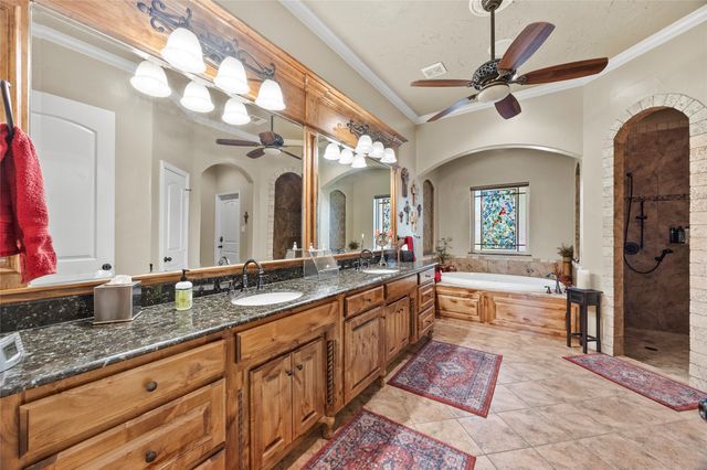 7901 Bentley Drive, North Richland Hills, TX 76182