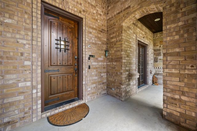 7901 Bentley Drive, North Richland Hills, TX 76182