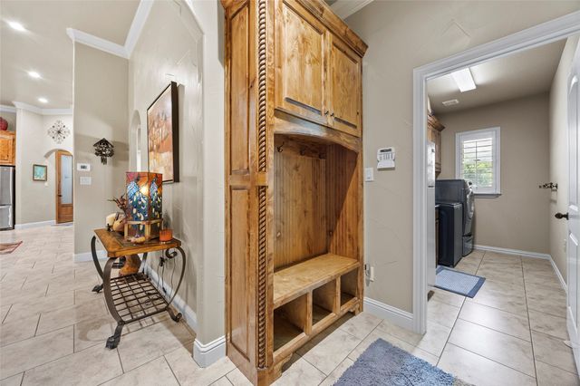 7901 Bentley Drive, North Richland Hills, TX 76182