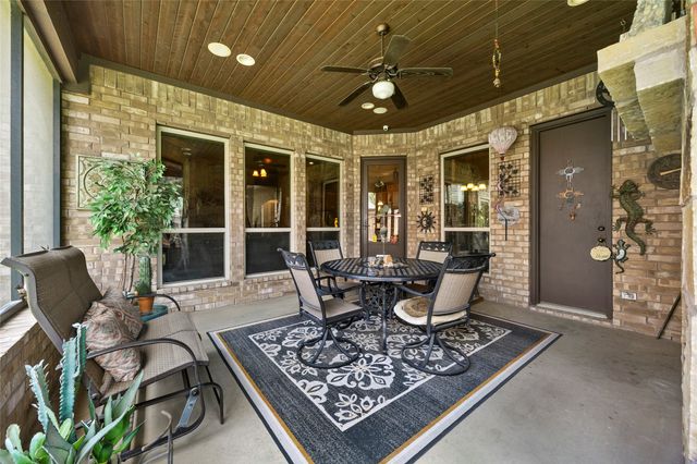 7901 Bentley Drive, North Richland Hills, TX 76182