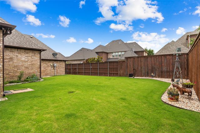 7901 Bentley Drive, North Richland Hills, TX 76182