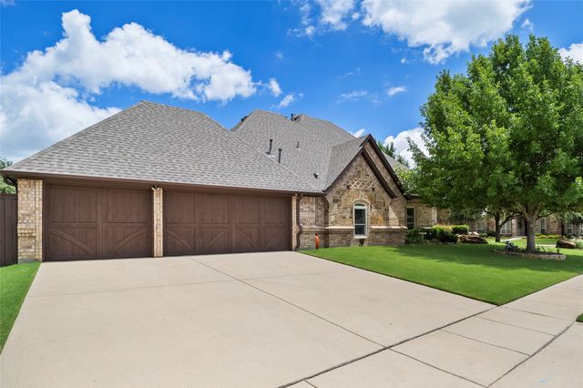 7901 Bentley Drive, North Richland Hills, TX 76182