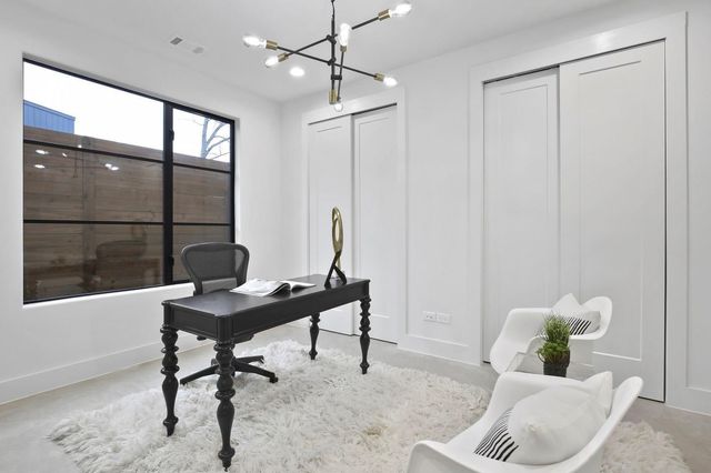 4806 Manett Street, Dallas, TX 75204
