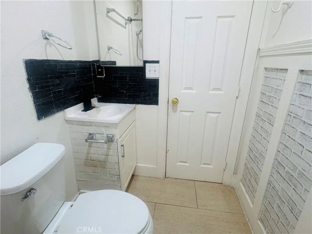 296 N Allen 2, San Bernardino, CA 92408